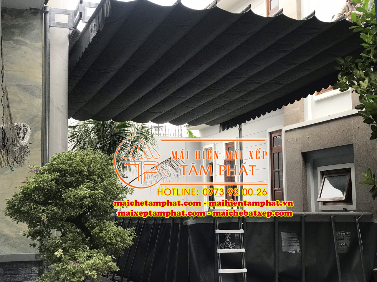 Lắp đặt mái bạt kéo che hiên nhà, sân trước nhà ở Vũng Tàu