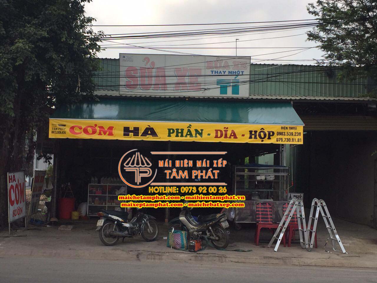 mái hiên di động, mái che quay tay bằng bạt giá rẻ